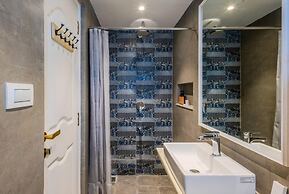 Casa Amour by Hireavilla -5br w Pvt Pool in Siolim