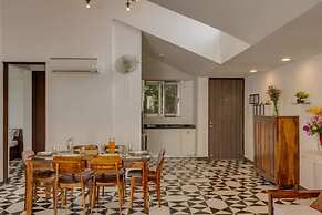 El Arbol by Hireavilla - 2BR w Rooftop Pool Nerul