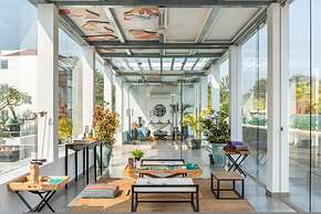 El Arbol by Hireavilla - 2BR w Rooftop Pool Nerul