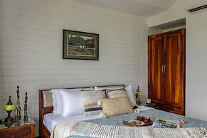El Arbol by Hireavilla - 2BR w Rooftop Pool Nerul