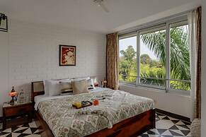El Arbol by Hireavilla - 2BR w Rooftop Pool Nerul