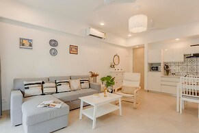 1BR Apt in Candolim With Pool 5 Mins From Beach