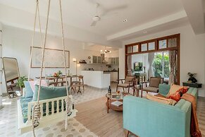 El Rocio by Hireavilla - 2BR With Pool in Assagao