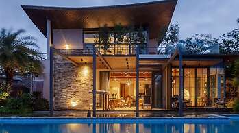 Quarterdeck by Hireavilla - Luxury Estate in Awas