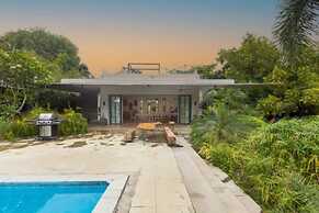 Quarterdeck by Hireavilla - Luxury Estate in Awas