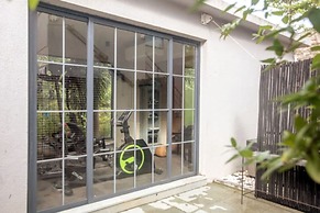 Quarterdeck by Hireavilla - Luxury Estate in Awas