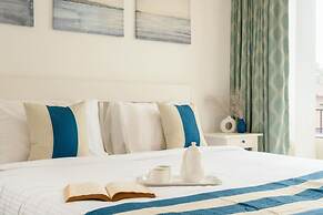 Spacious 3-br Apartment With Pool in Candolim