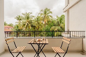 Spacious 3-br Apartment With Pool in Candolim