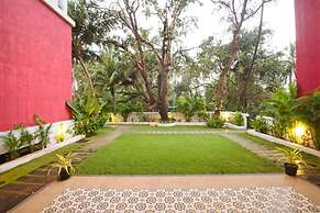 Spacious 3-br Apartment With Pool in Candolim