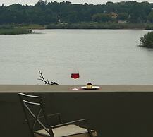 ONE O EIGHT BOUTIQUE HOTEL