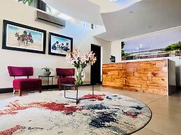 ONE O EIGHT BOUTIQUE HOTEL