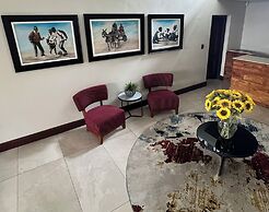 ONE O EIGHT BOUTIQUE HOTEL