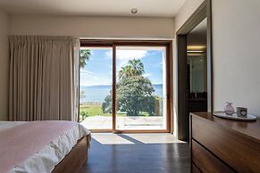 Exclusive House with Lake Chapala Access