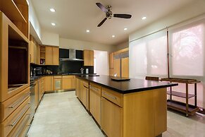Exclusive House with Lake Chapala Access