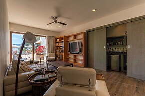 Exclusive House with Lake Chapala Access