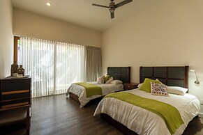 Exclusive House with Lake Chapala Access