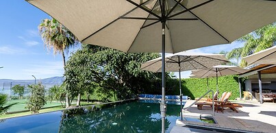Exclusive House with Lake Chapala Access