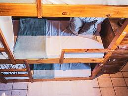 Nomads Beach - Adventure Hostels & Coworking