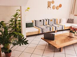 Nomads Beach - Adventure Hostels & Coworking