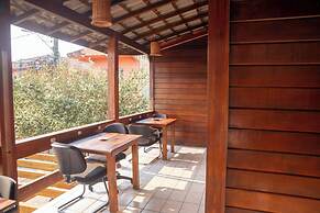 Nomads Beach - Adventure Hostels & Coworking