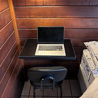 Nomads Beach - Adventure Hostels & Coworking