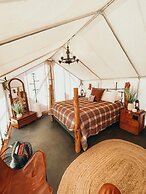 Cozy Glamping Retreat Between Zion & Bryce Canyon