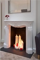 Charming Tower Bridge House