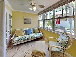 Barefoot Beach Resort F-105