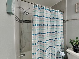 Palms at Cove View 1704 - Glowing Fun