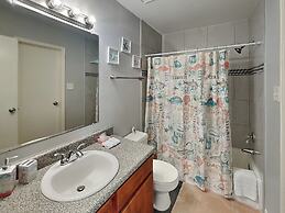 Palms at Cove View 1704 - Glowing Fun