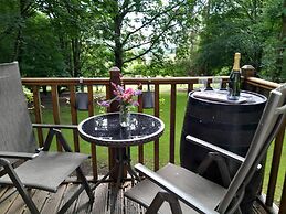 Little Greenwood Shepherd Hut