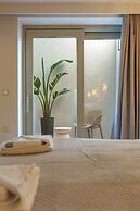 Halo Santorini- Living Experience