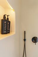 Halo Santorini- Living Experience