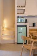 Halo Santorini- Living Experience