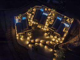 Halo Santorini- Living Experience