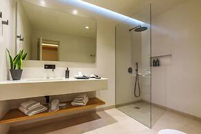 Halo Santorini- Living Experience