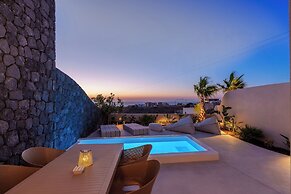 Halo Santorini- Living Experience