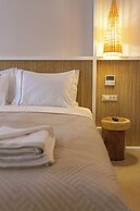 Halo Santorini- Living Experience