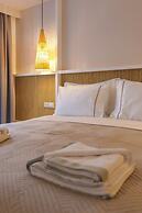 Halo Santorini- Living Experience