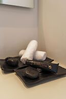 Halo Santorini- Living Experience