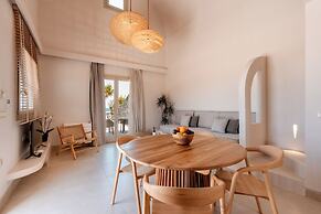 Halo Santorini- Living Experience