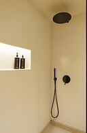 Halo Santorini- Living Experience