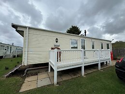 Family 3 Bedroom Caravan at Heacham Beach