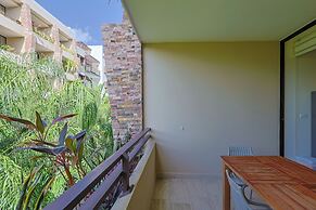 Studio with Roof Pool Near Beach