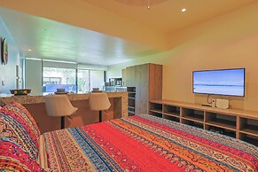 Studio with Roof Pool Near Beach