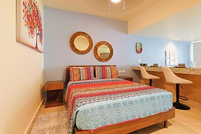 Studio with Roof Pool Near Beach