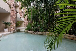 Studio with Roof Pool Near Beach