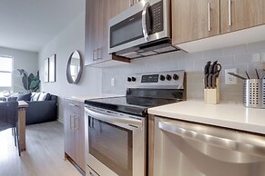 Stylish One-Bedroom Apt in Alexandria