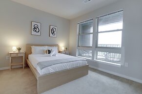 Stylish One-Bedroom Apt in Alexandria