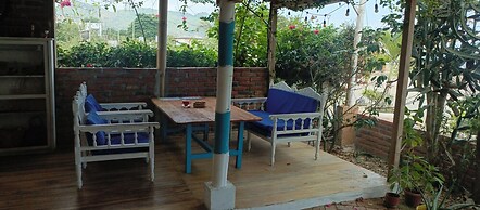 HOTEL CAFE MADAME PUERTO LOPEZ